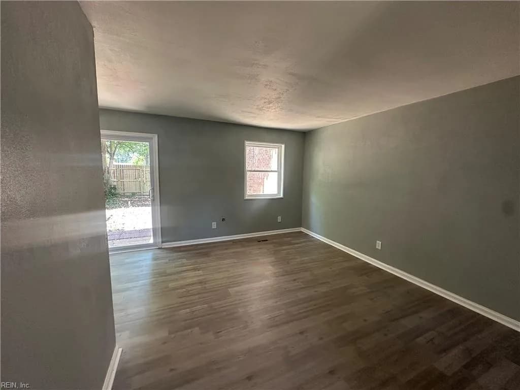6427 Faraday CT, NORFOLK VA 23513 - Photo 4