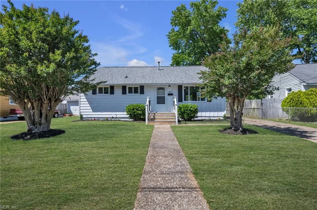 129 Jordan DR, HAMPTON VA 23666 - Photo 3