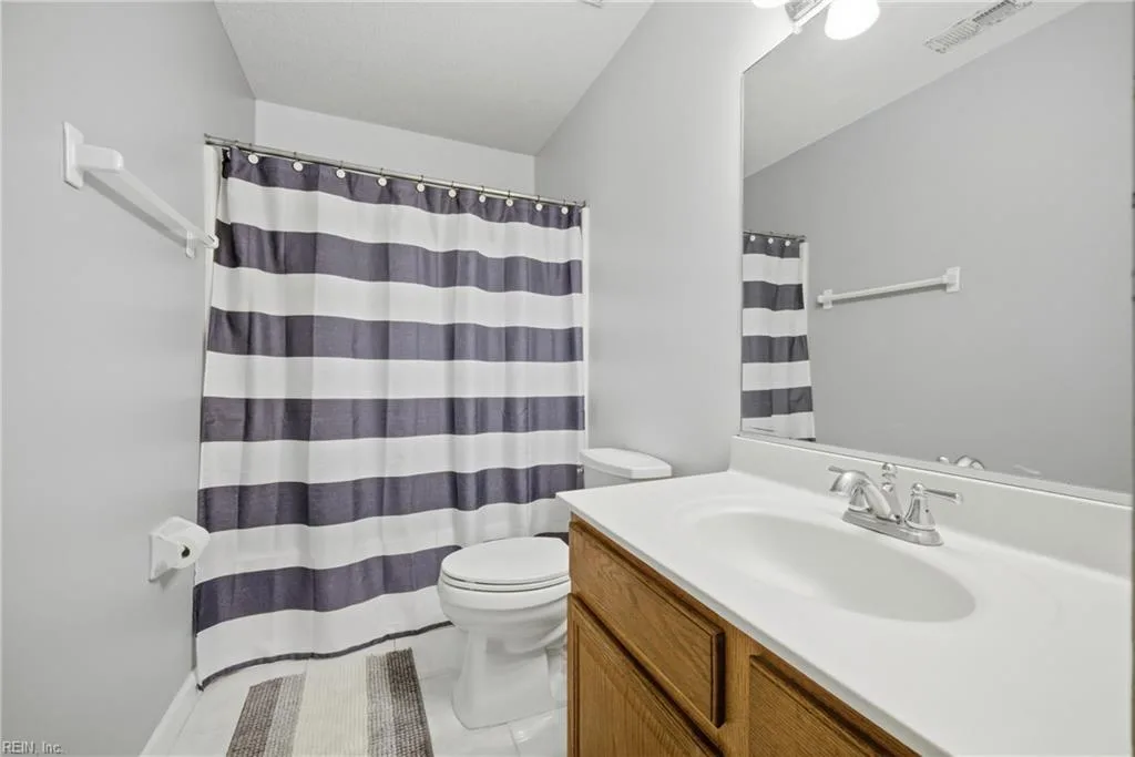349 Manning LN, HAMPTON VA 23666 - Photo 4