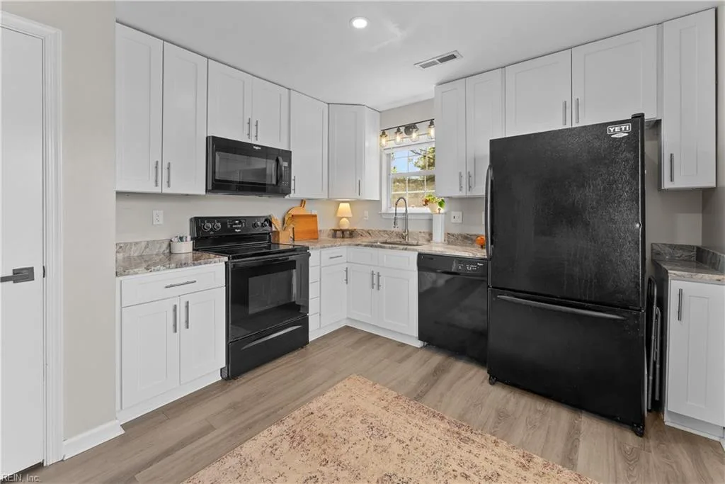 61 Centre Port CIR, PORTSMOUTH VA 23703 - Photo 4