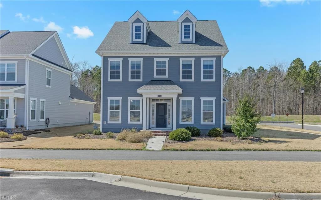 2216 Hampton Roads PW, CHESAPEAKE VA 23321 - Photo 3
