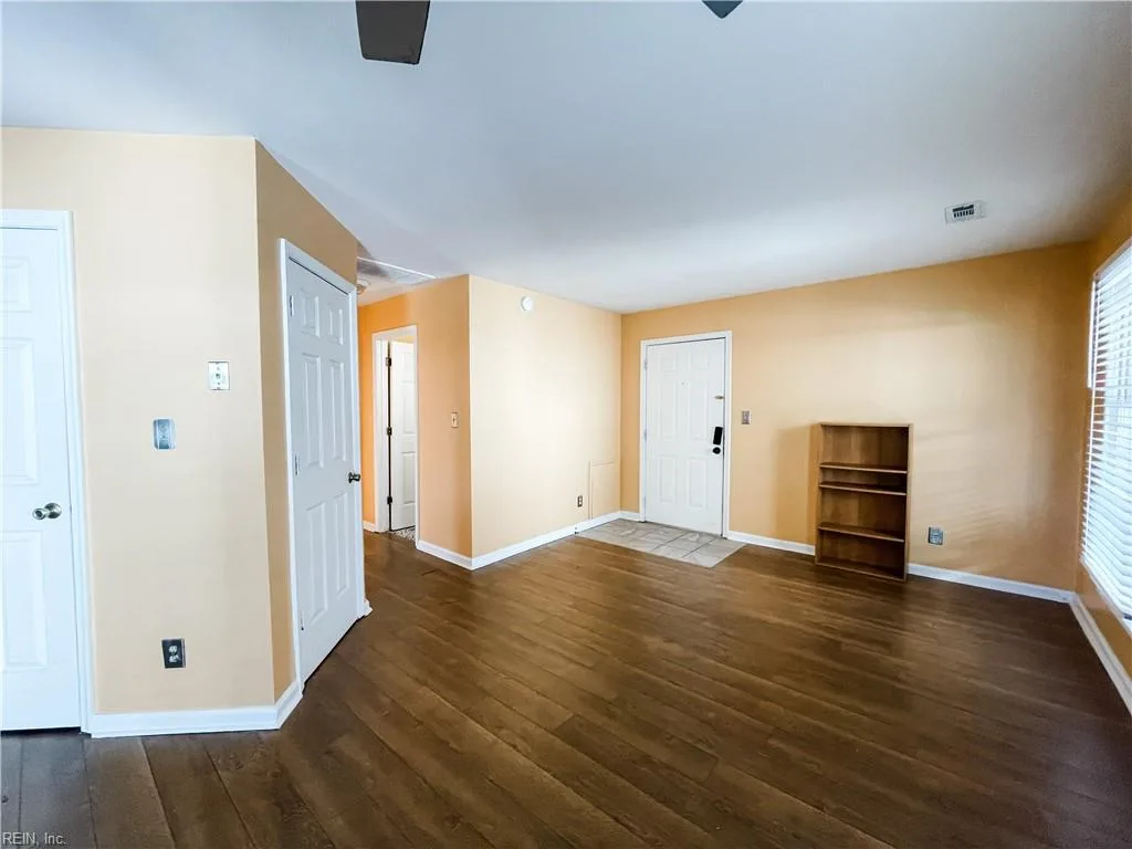 314 Washington ST #F, PORTSMOUTH VA 23704 - Photo 3