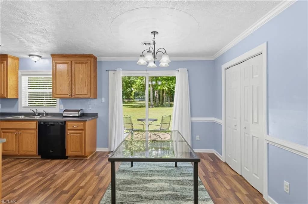 6571 Lake View DR, GLOUCESTER VA 23061 - Photo 4