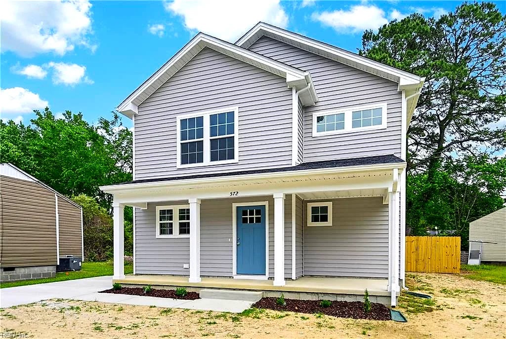 572 Laurel ST, Franklin — 3 bed Residential, 1,488 sqft