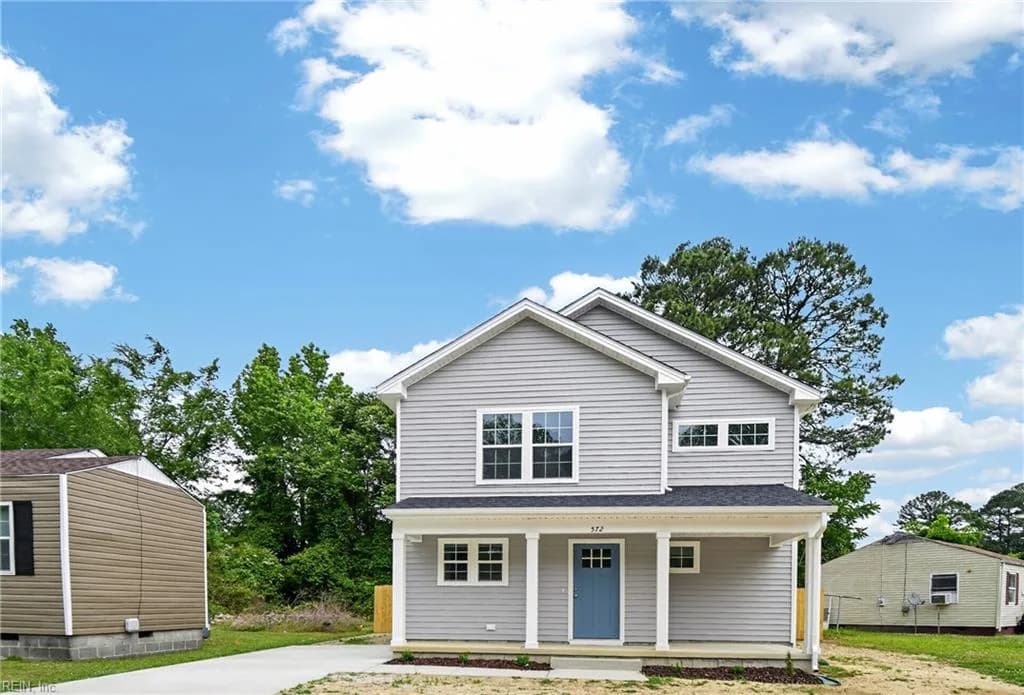 572 Laurel ST, FRANKLIN VA 23851 - Photo 3
