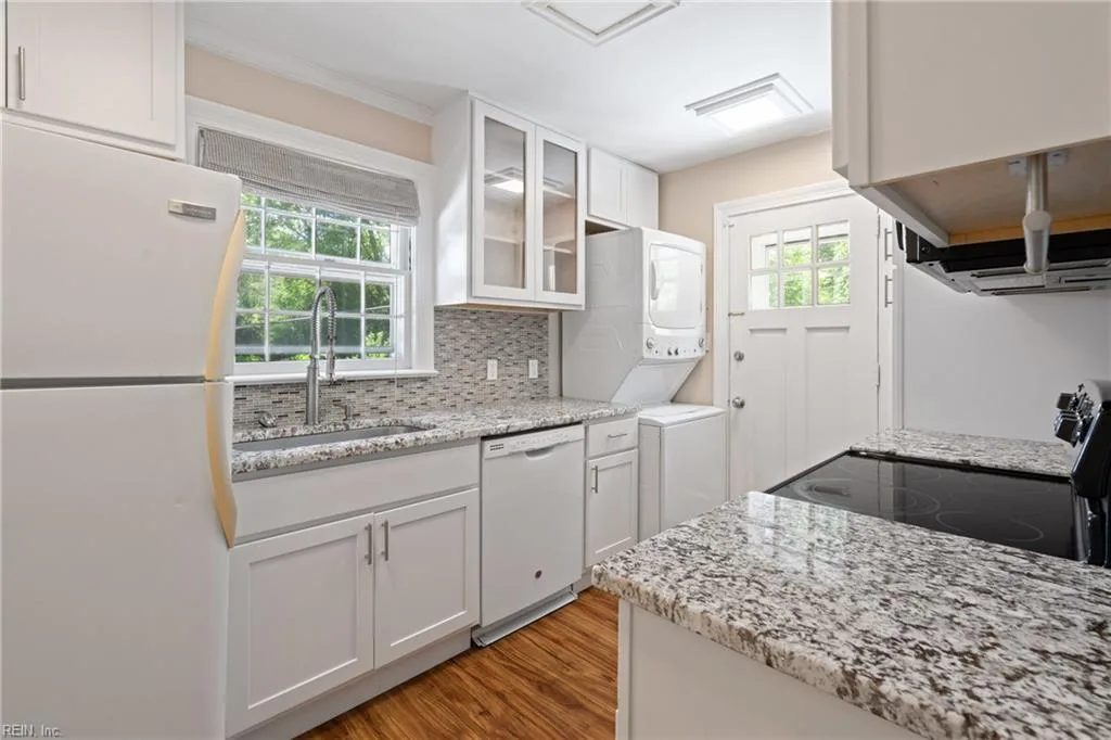 4529 Duke DR, PORTSMOUTH VA 23703 - Photo 5