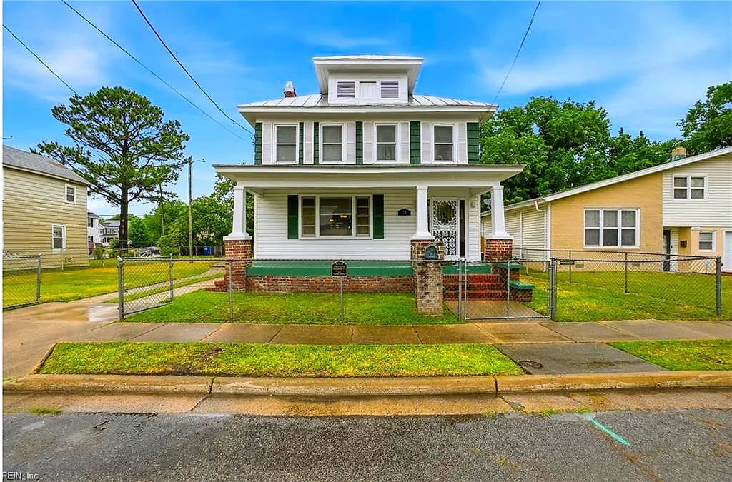 1238 Marshall AVE, Portsmouth — 4 bed Residential, 1,800 sqft