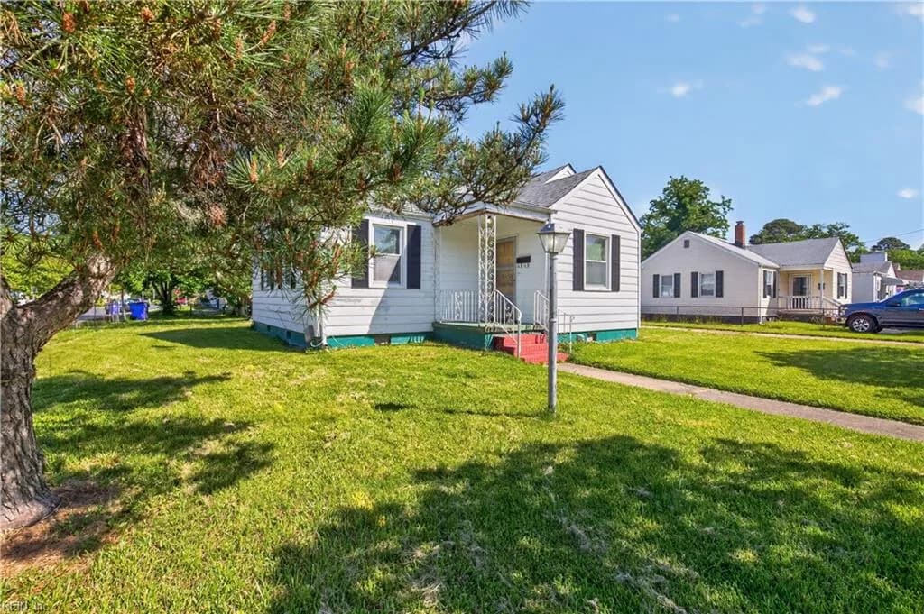 9305 Hickory ST, NORFOLK VA 23503 - Main photo