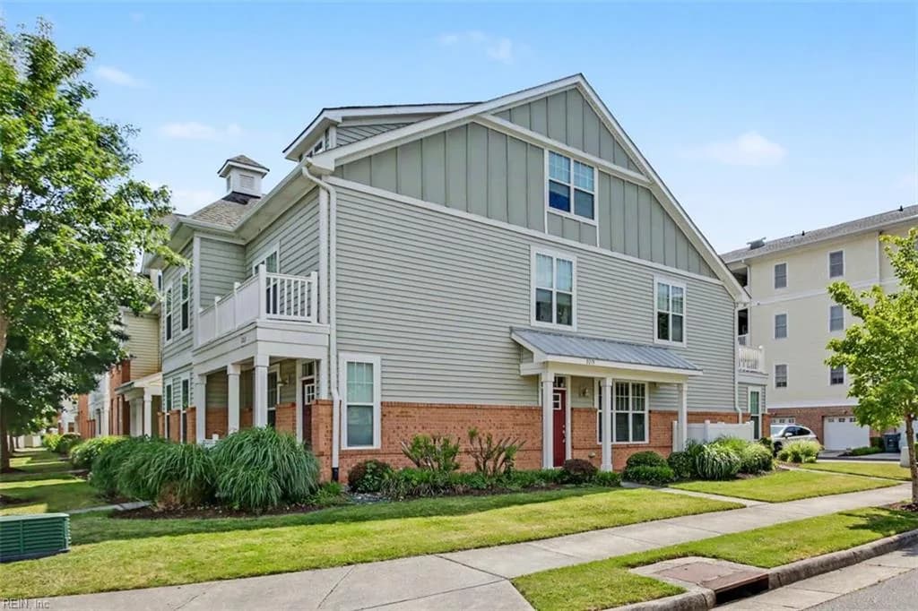 8271 Highland ST, NORFOLK VA 23518 - Photo 3