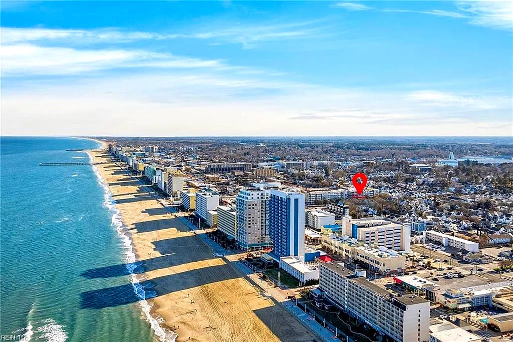 337 25th ST, Virginia Beach — 2 bed Residential, 1,432 sqft