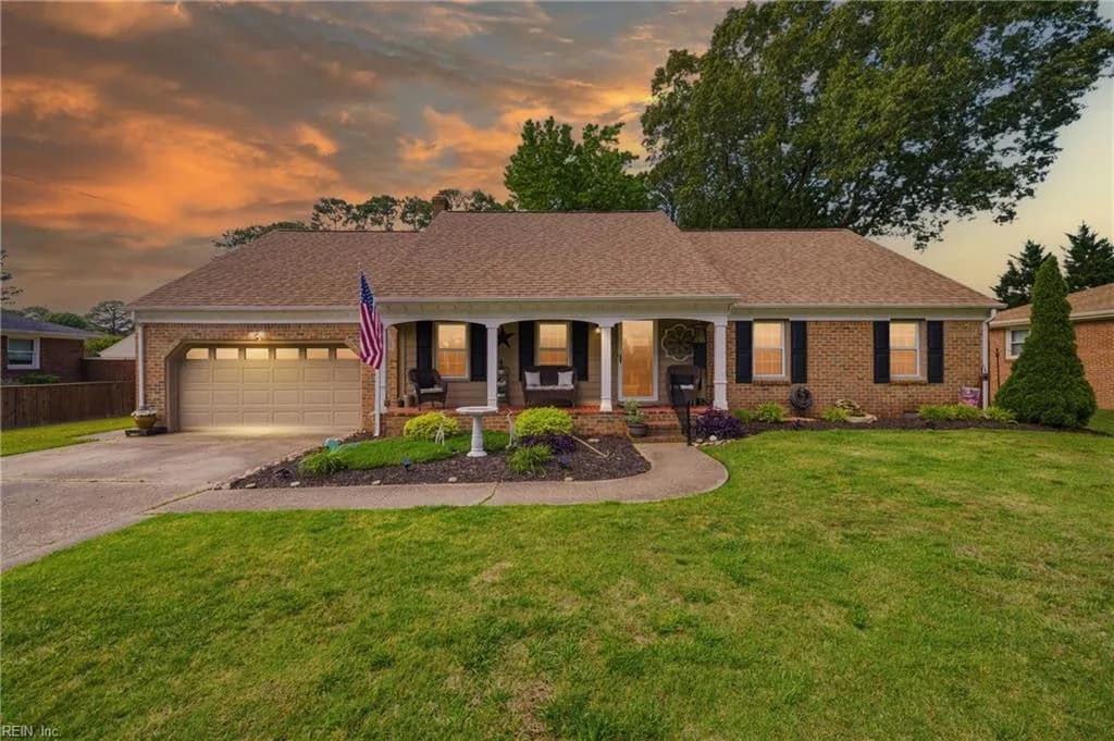 325 Parker RD, CHESAPEAKE VA 23322 - Photo 2