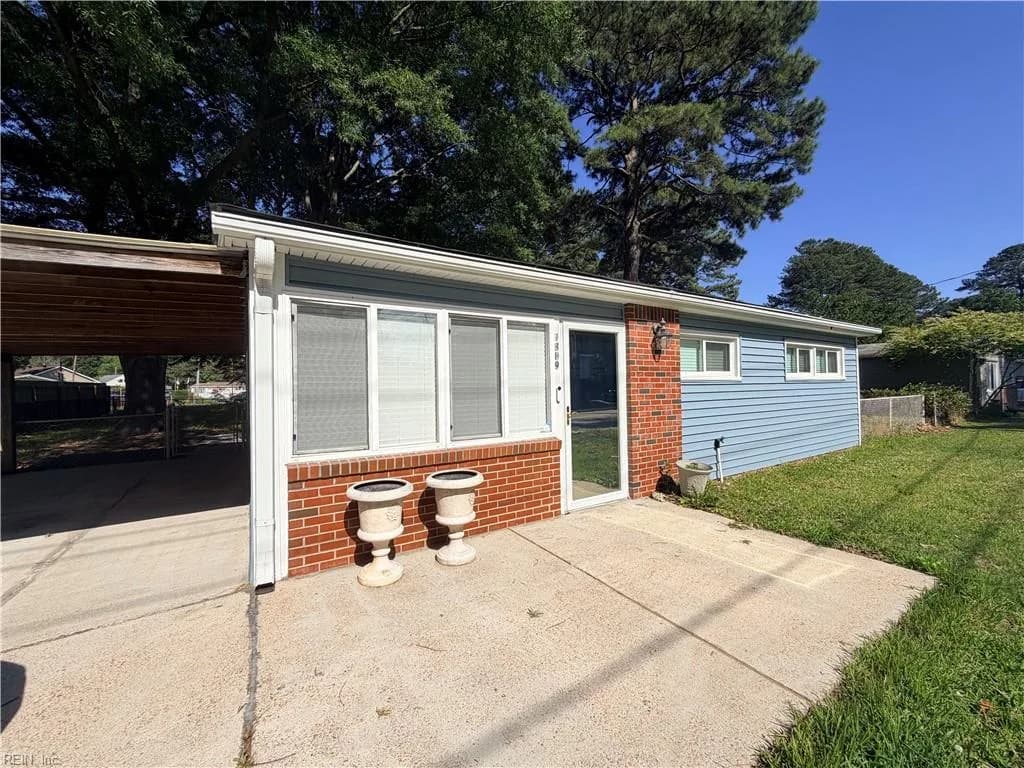 1309 Sparrow RD, CHESAPEAKE VA 23325 - Photo 2
