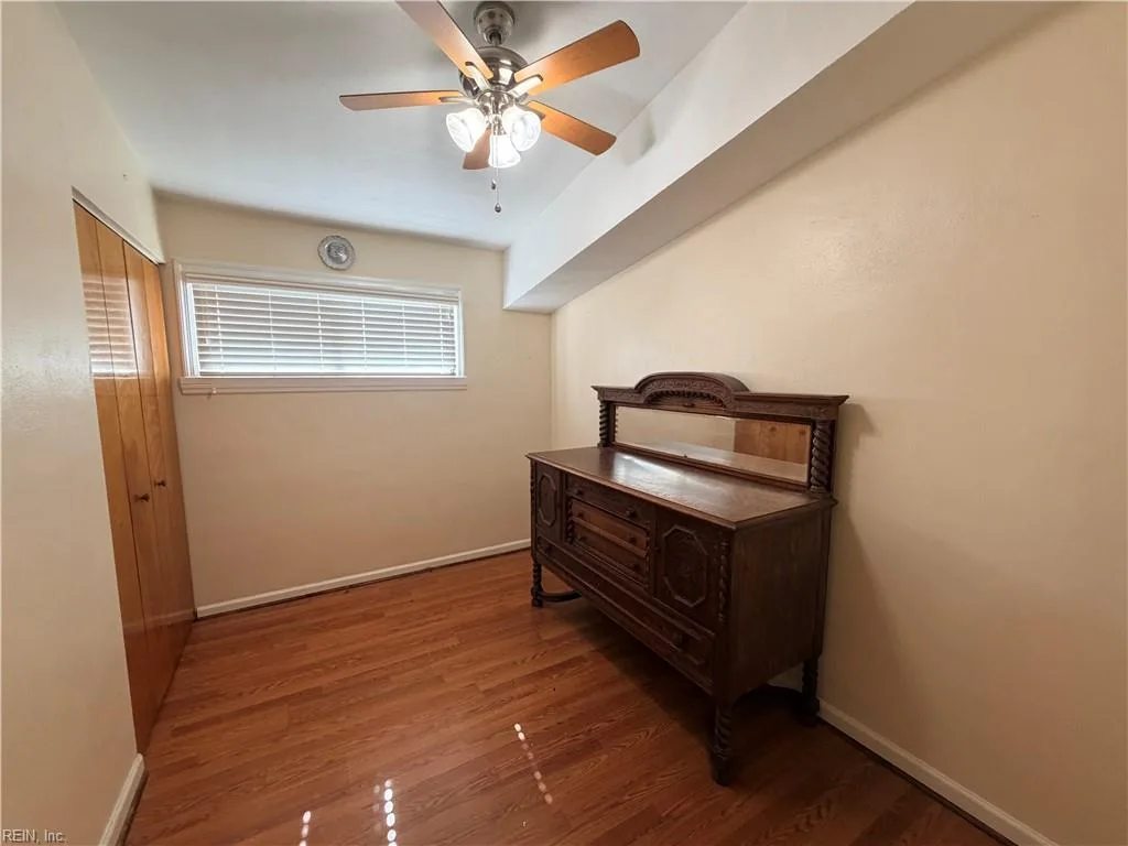 1309 Sparrow RD, CHESAPEAKE VA 23325 - Photo 5