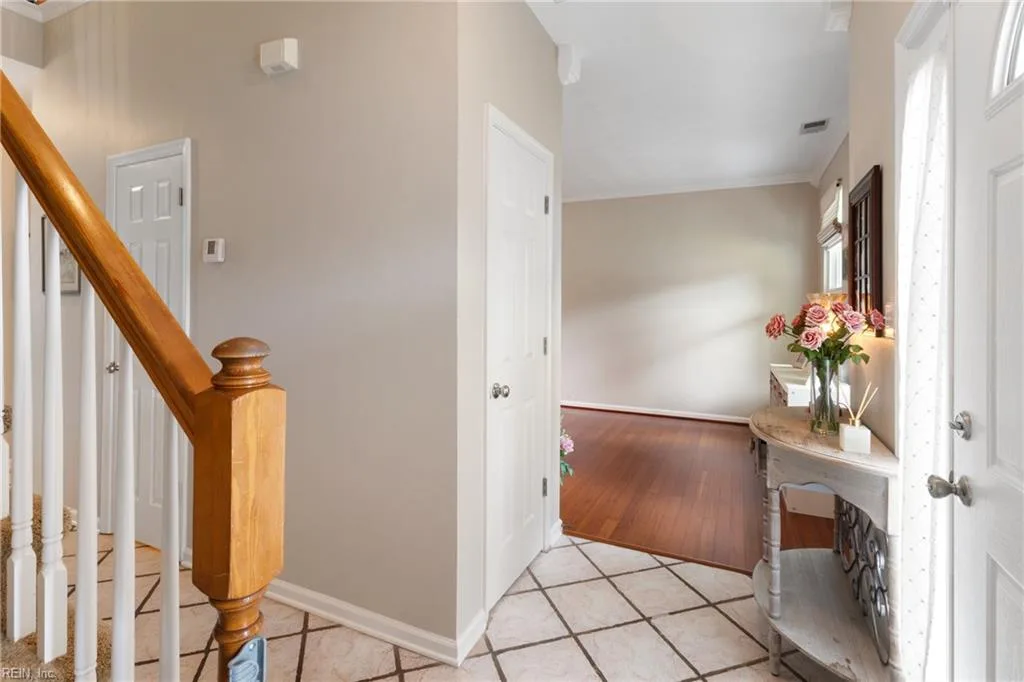 316 Vista Point DR, HAMPTON VA 23666 - Photo 4