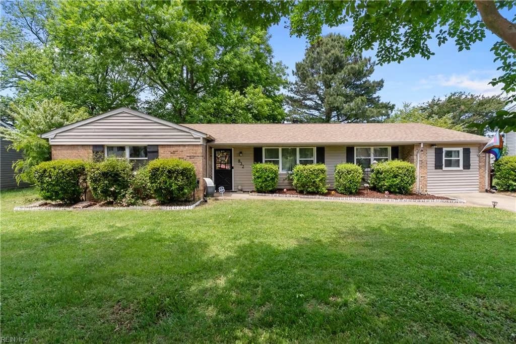 832 Parapet RD, CHESAPEAKE VA 23323 - Main photo
