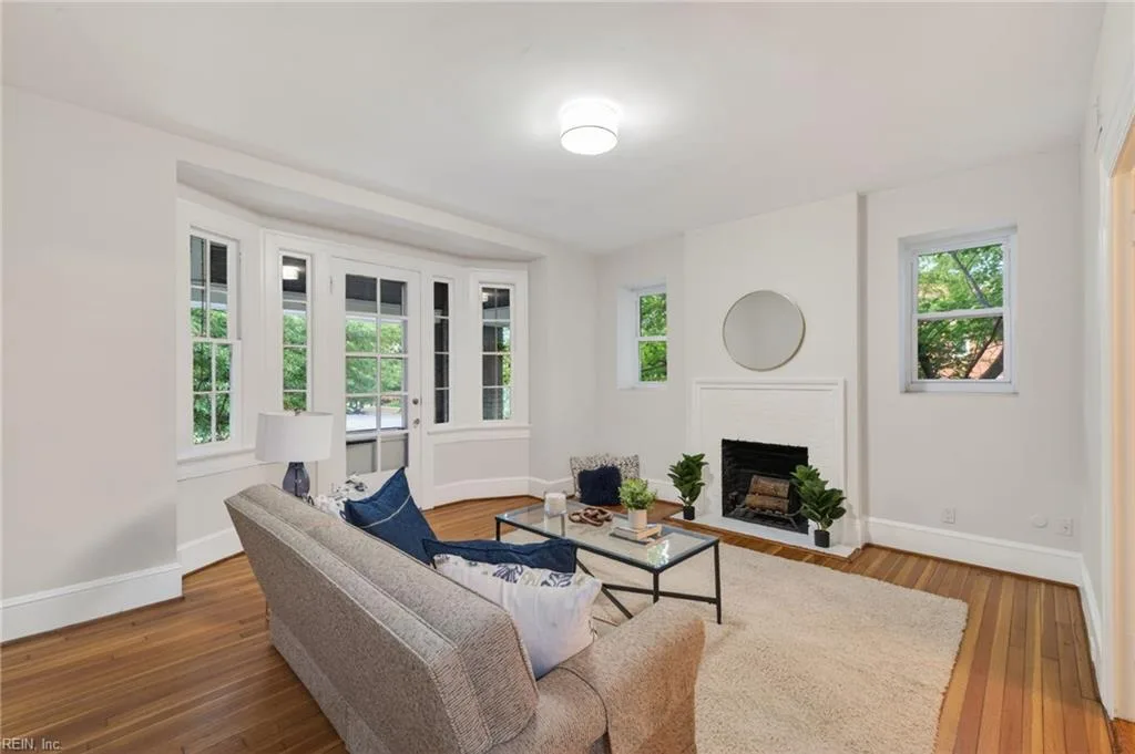 1005 Colonial AVE #2, NORFOLK VA 23507 - Photo 2