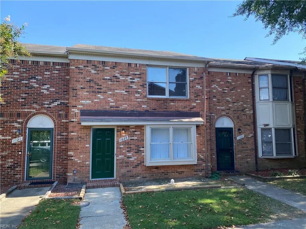 1924 Darnell DR, VIRGINIABEACH VA 23455 - Photo 2