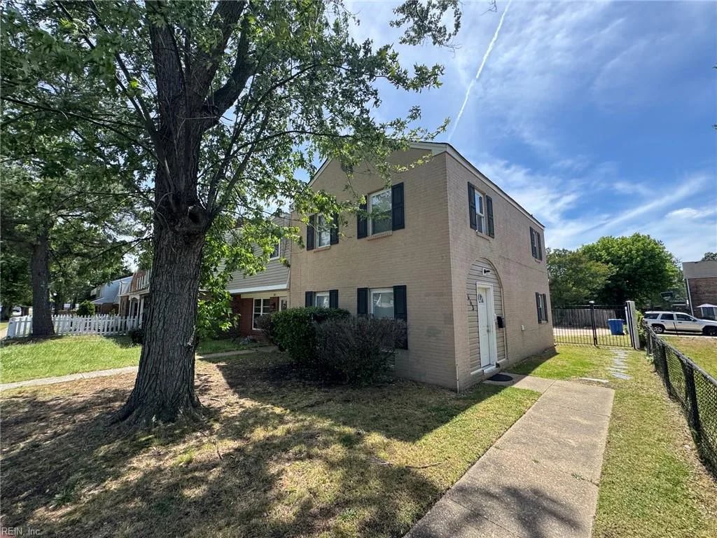 663 Baker RD, Virginia Beach — 4 bed Residential, 1,200 sqft