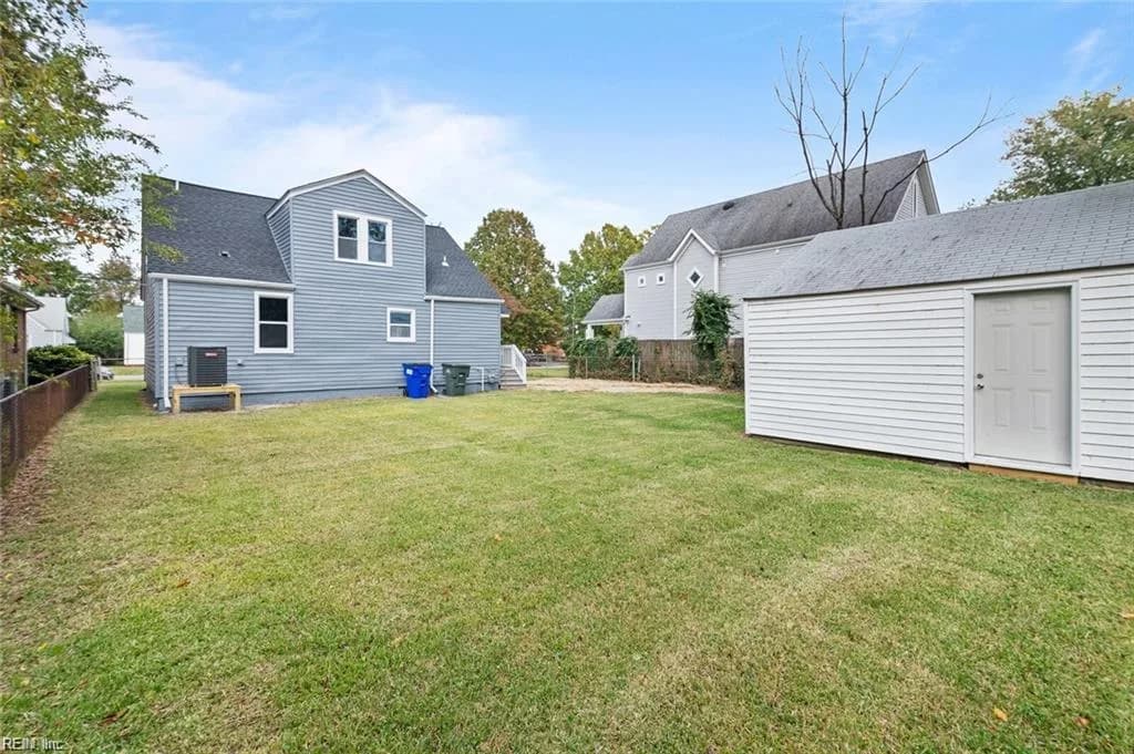 121 Glendale AVE, NORFOLK VA 23505 - Photo 4
