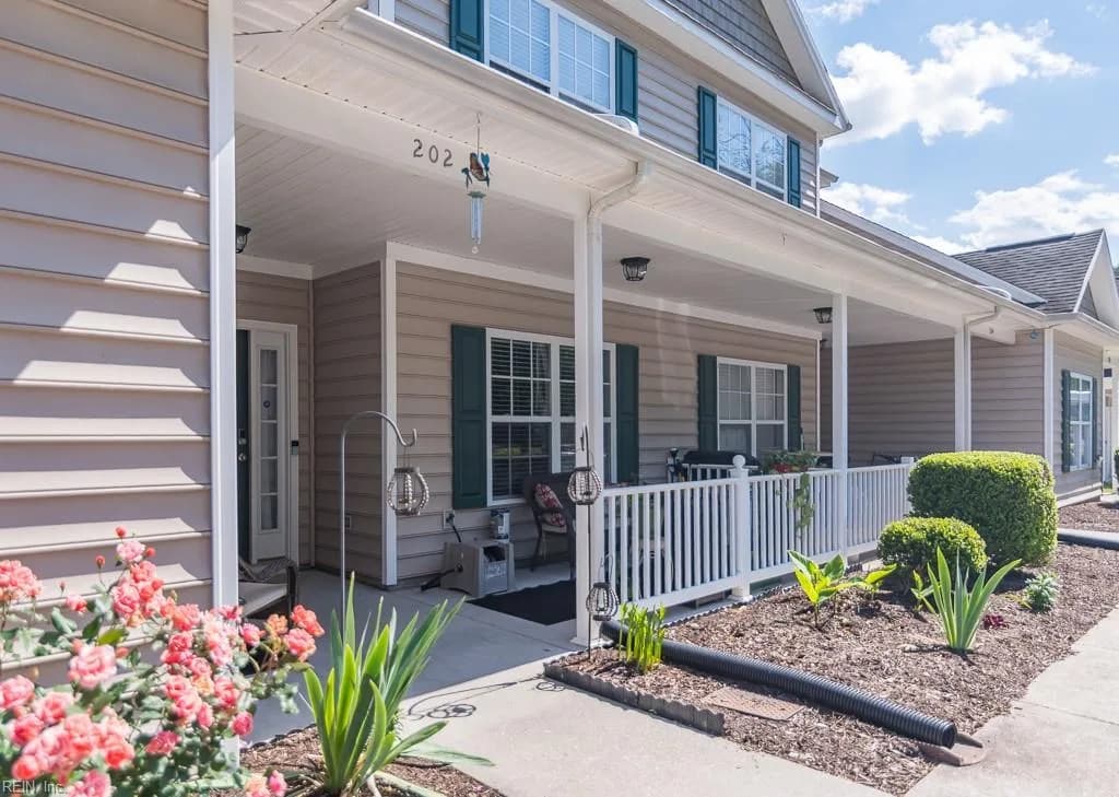 202 Patriots Village CT, WESTPOINT VA 23181 - Photo 2