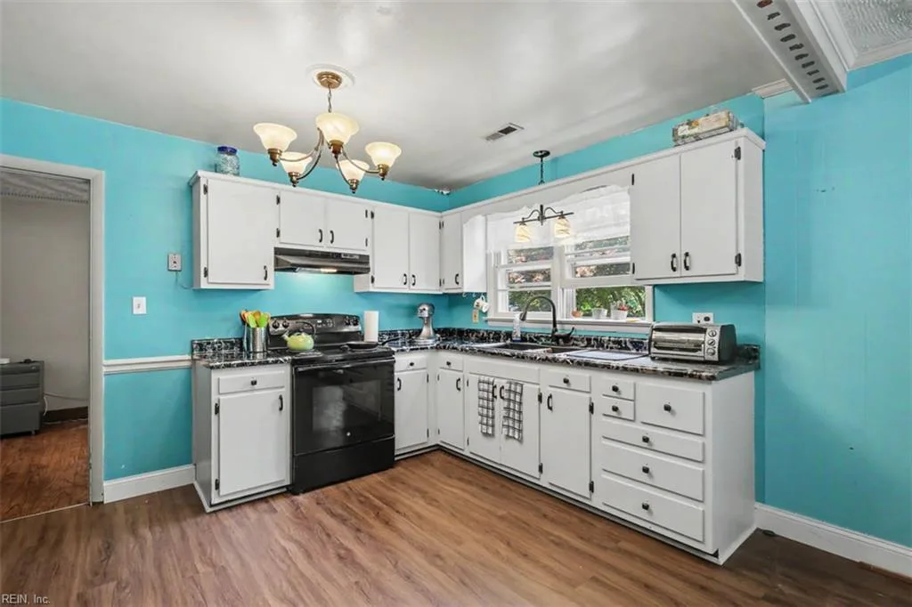 5216 Windermere AVE, NORFOLK VA 23513 - Photo 5