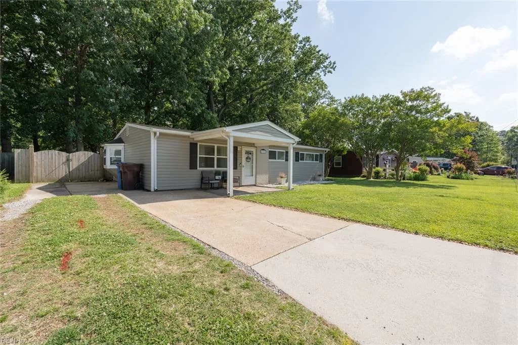 4306 Onawa LN, CHESAPEAKE VA 23325 - Photo 3