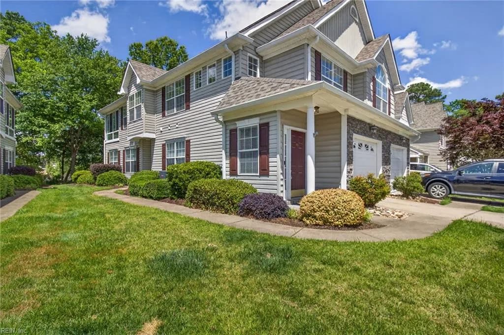 805 Sawgrass LN #8-805, PORTSMOUTH VA 23703 - Photo 2