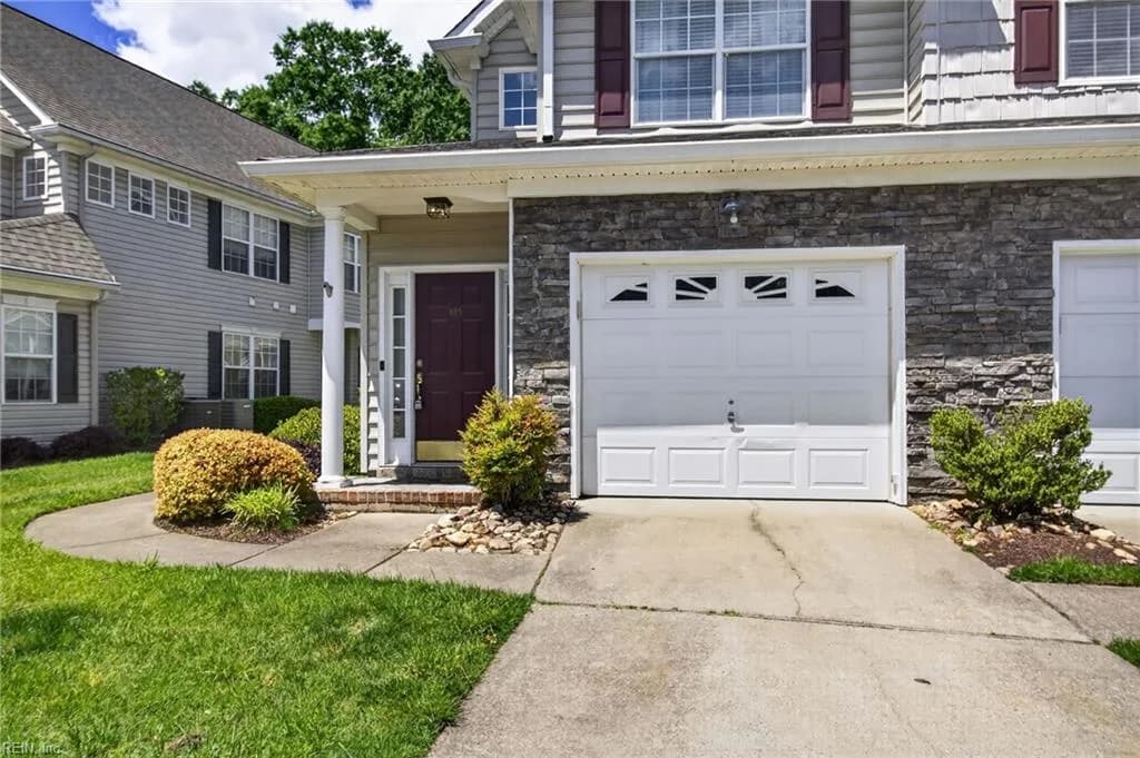 805 Sawgrass LN #8-805, PORTSMOUTH VA 23703 - Photo 4