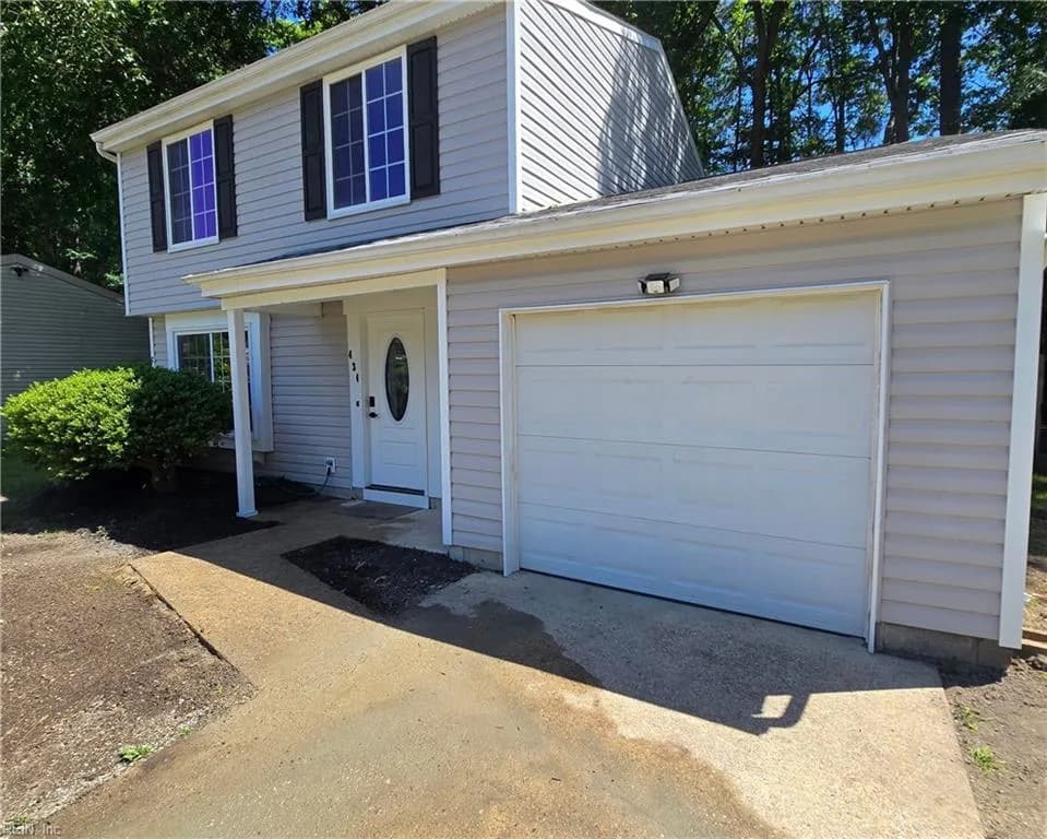 436 Michael Irvin DR, NEWPORTNEWS VA 23608 - Photo 4