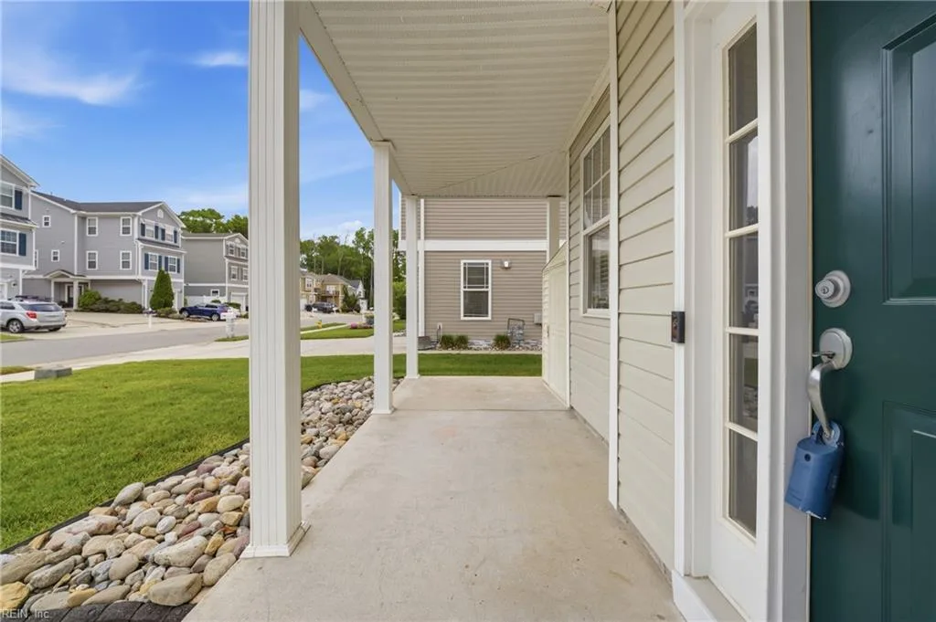928 12th ST, VIRGINIABEACH VA 23451 - Photo 3