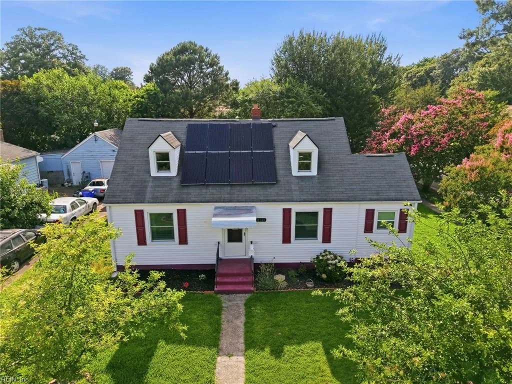 8145 Colin DR, NORFOLK VA 23518 - Main photo