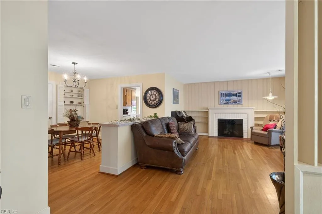317 Central PW, NEWPORTNEWS VA 23606 - Photo 5