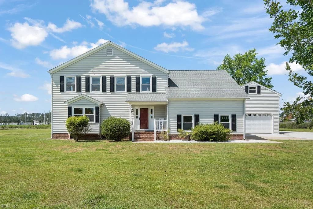 302 Wildey RD, SEAFORD VA 23696 - Photo 2