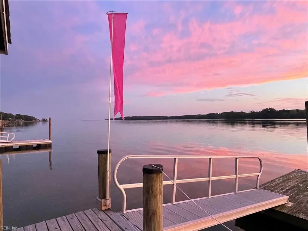 635 HAYSTACK LANDING RD, NEWPORTNEWS VA 23602 - Photo 3