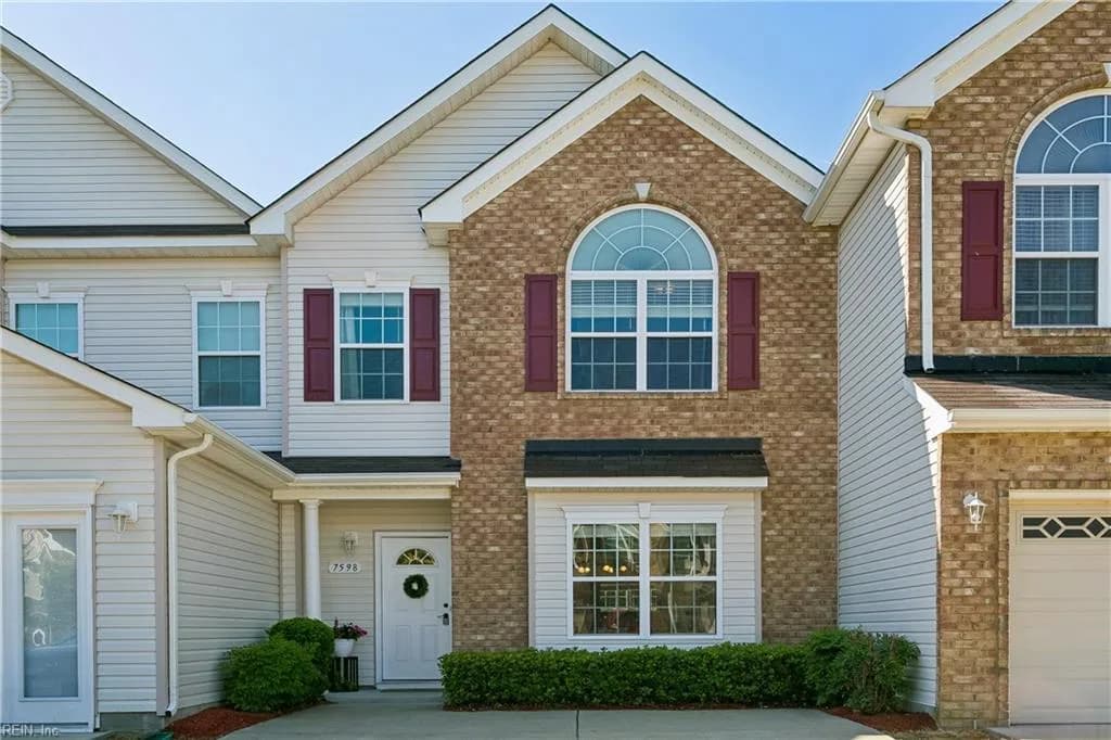 7598 Villa CT, GLOUCESTERPOINT VA 23062 - Main photo