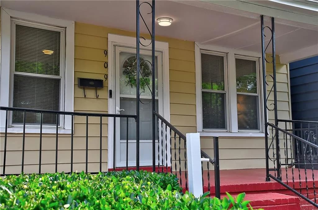 909 E 29th ST, NORFOLK VA 23504 - Photo 4
