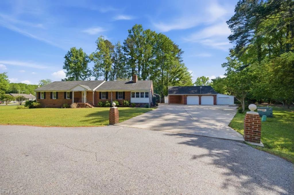 1688 Faulk RD, SUFFOLK VA 23434 - Photo 5