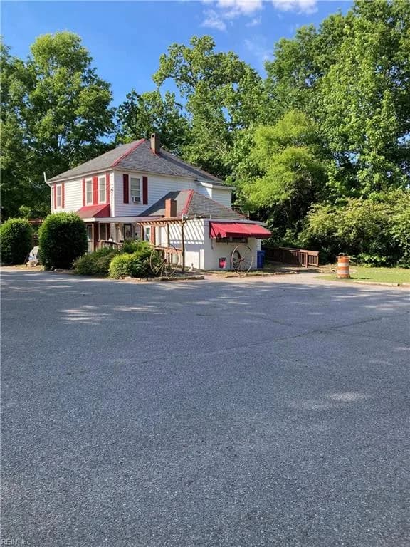 4245 Taylor RD, CHESAPEAKE VA 23321 - Photo 3