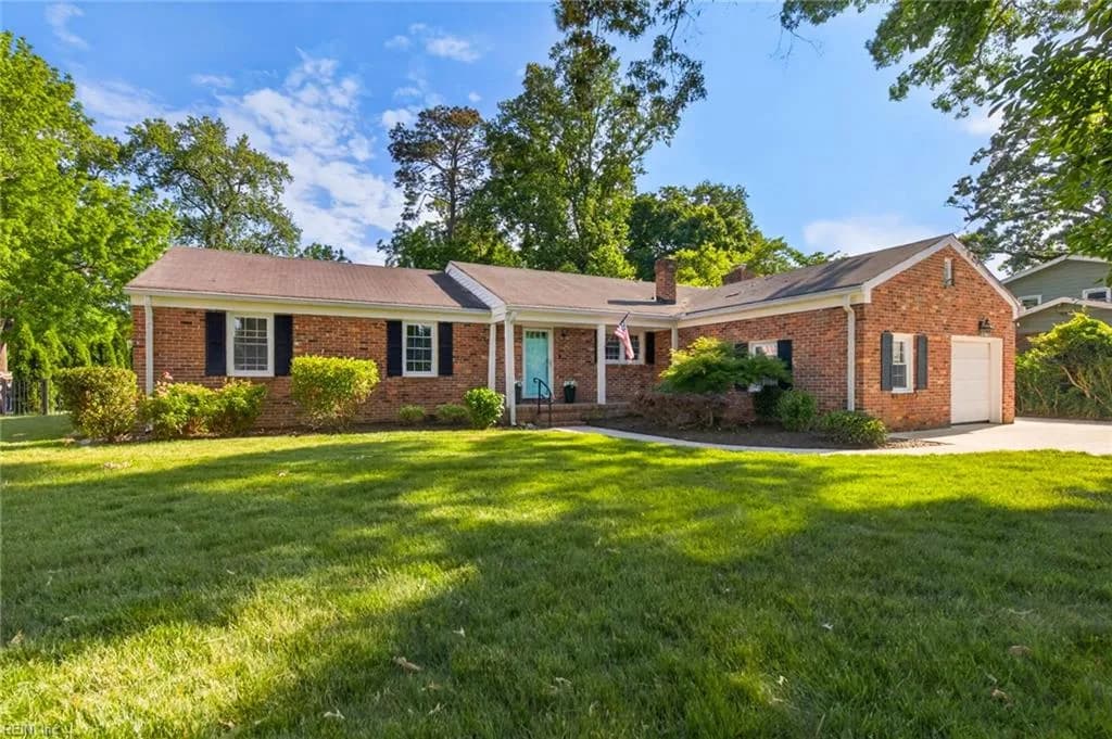 4341 Two Woods RD, VIRGINIABEACH VA 23455 - Photo 2