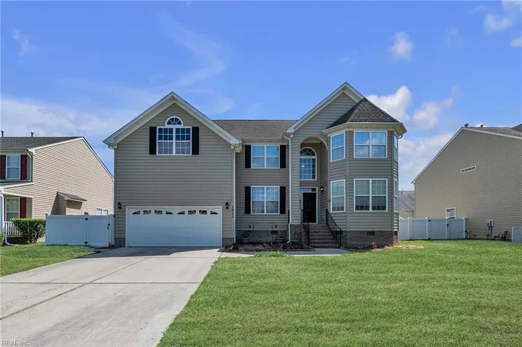 1932 Spain LN, VIRGINIABEACH VA 23464 - Photo 2