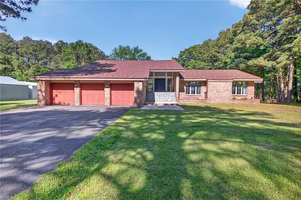 6489 Knotts Island RD, Virginia Beach — 3 bed Residential, 2,853 sqft