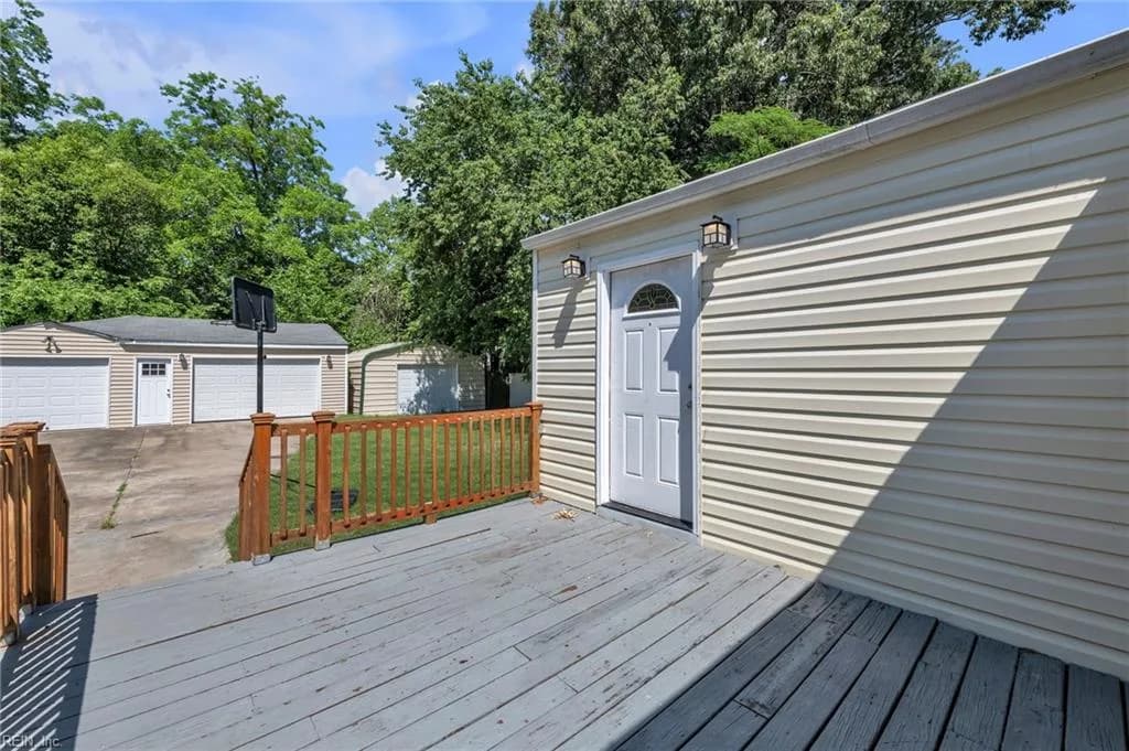 3221 Hyde CIR, NORFOLK VA 23513 - Photo 5