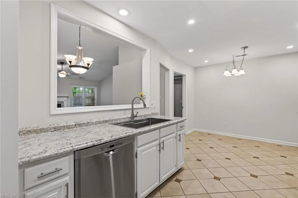 1124 Eagle WAY, VIRGINIABEACH VA 23456 - Photo 5