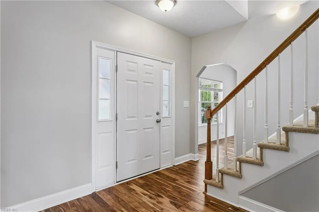 5823 Montpelier DR, WILLIAMSBURG VA 23188 - Photo 4