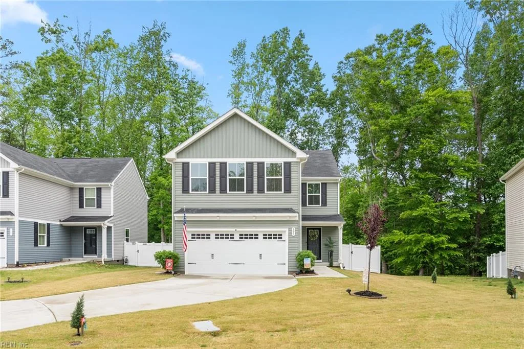 305 Lorraine DR, Williamsburg — 4 bed Residential, 1,934 sqft
