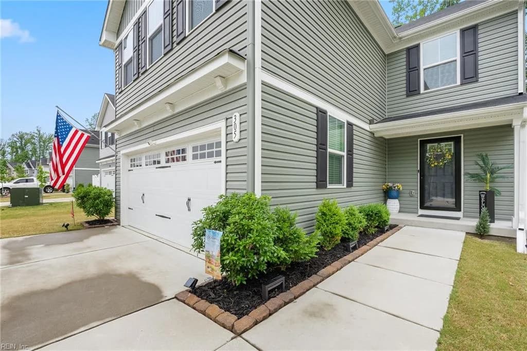 305 Lorraine DR, WILLIAMSBURG VA 23185 - Photo 3