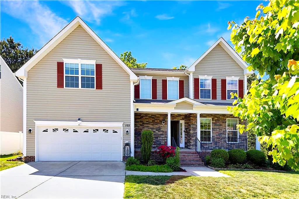 105 Crossing Waters WAY, Yorktown — 4 bed Residential, 2,772 sqft
