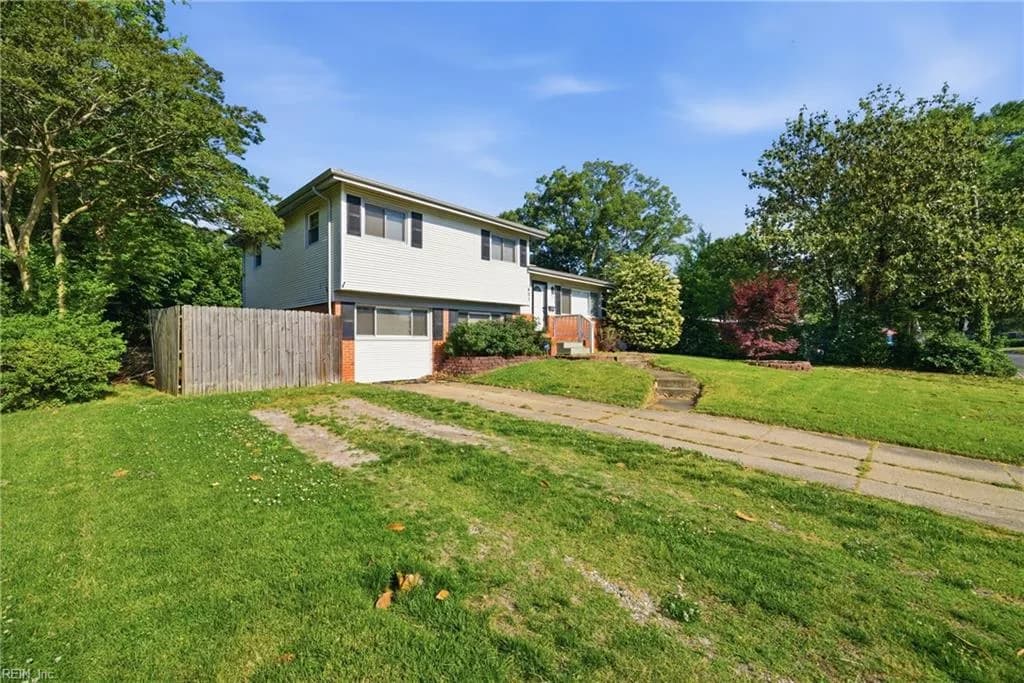 421 Cronin RD, VIRGINIABEACH VA 23452 - Photo 3