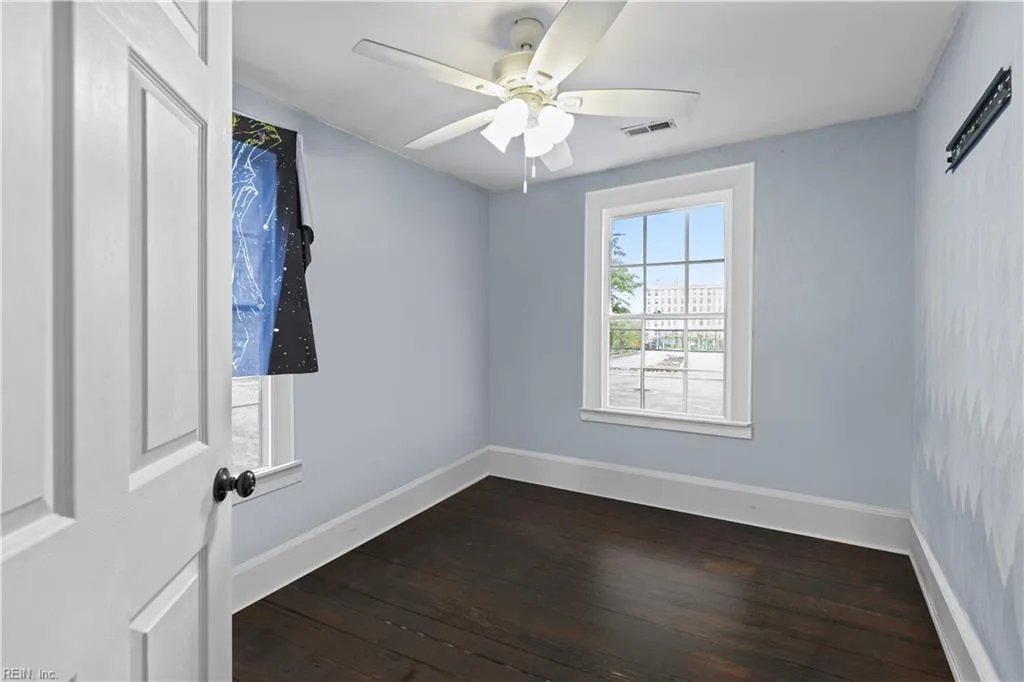 114 Franklin ST, SUFFOLK VA 23434 - Photo 5
