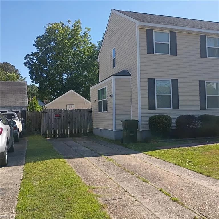 3841 Robin Hood RD, NORFOLK VA 23513 - Photo 4